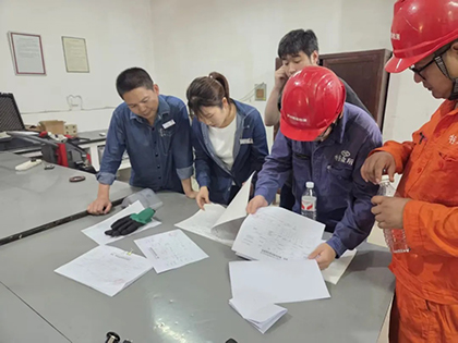 瀘州市市監(jiān)局檢查弘旭公司webp.jpg